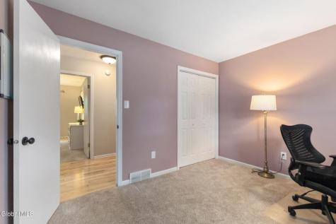 15 Longmeadow Drive Delmar NY 12054