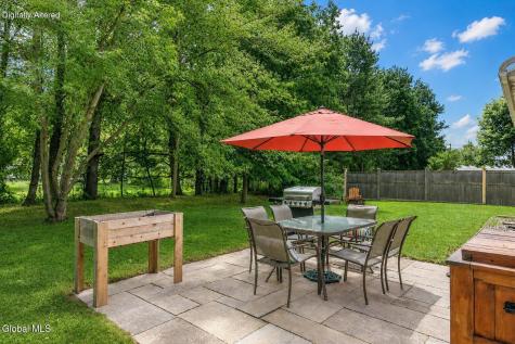 15 Longmeadow Drive Delmar NY 12054