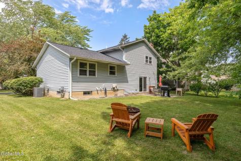 15 Longmeadow Drive Delmar NY 12054