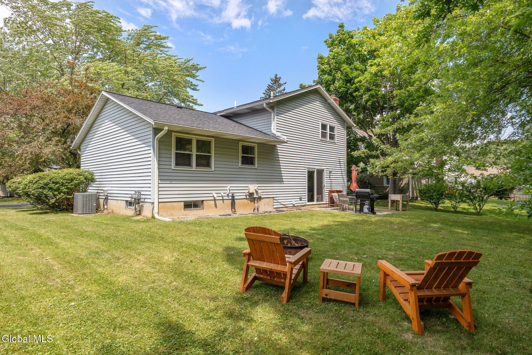 15 Longmeadow Drive Delmar NY 12054
