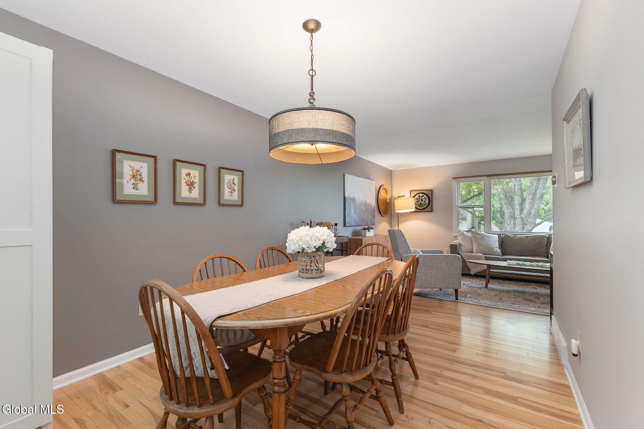 15 Longmeadow Drive Delmar NY 12054