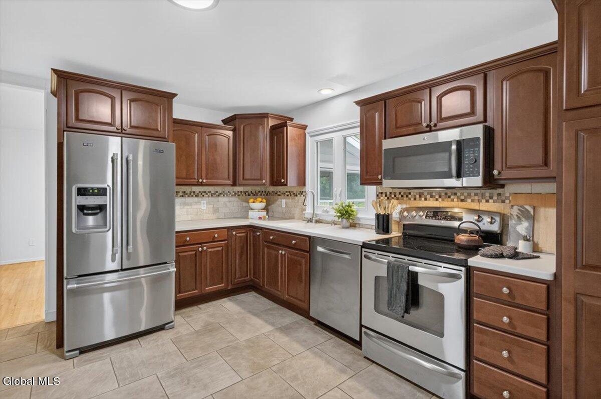 3966 Consaul Road Schenectady NY 12304