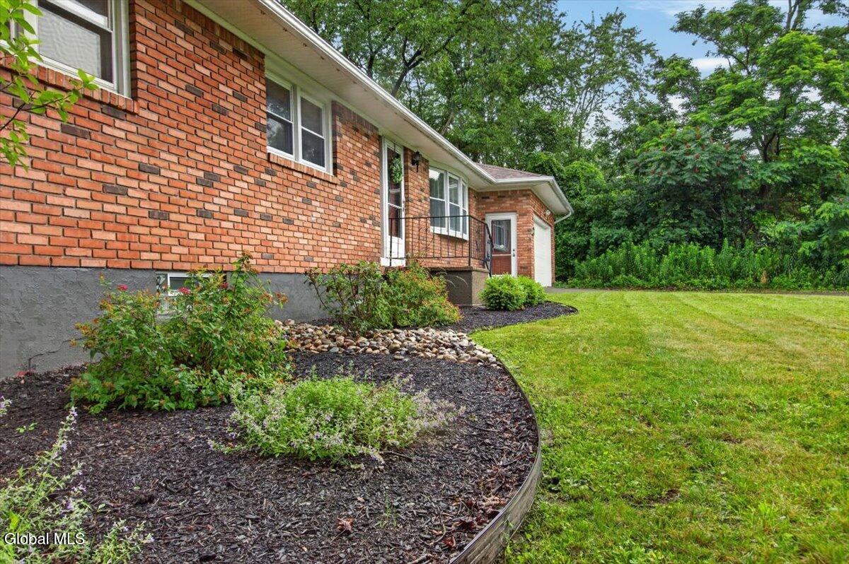 3966 Consaul Road Schenectady NY 12304