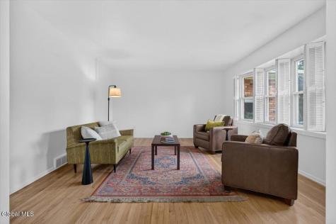 3966 Consaul Road Schenectady NY 12304