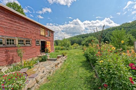 72 Gilbert Street Cambridge NY 12816