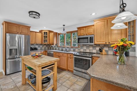 14 Sherwood Drive Queensbury NY 12804