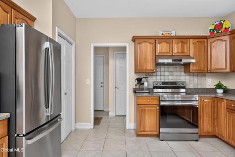 48 Victoria Court Niskayuna NY 12309