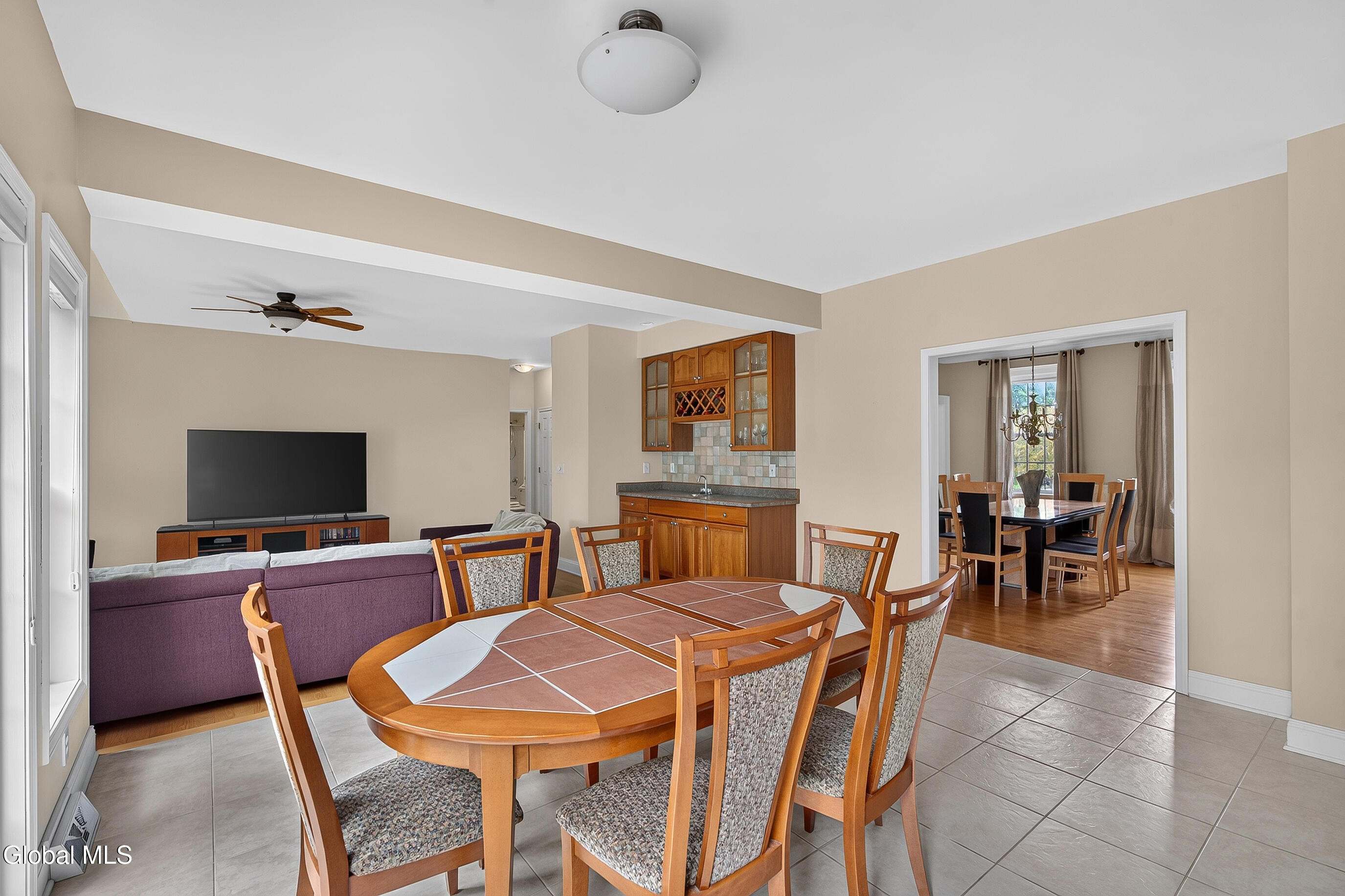 48 Victoria Court Niskayuna NY 12309