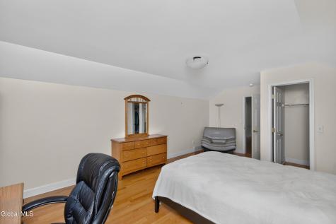 48 Victoria Court Niskayuna NY 12309