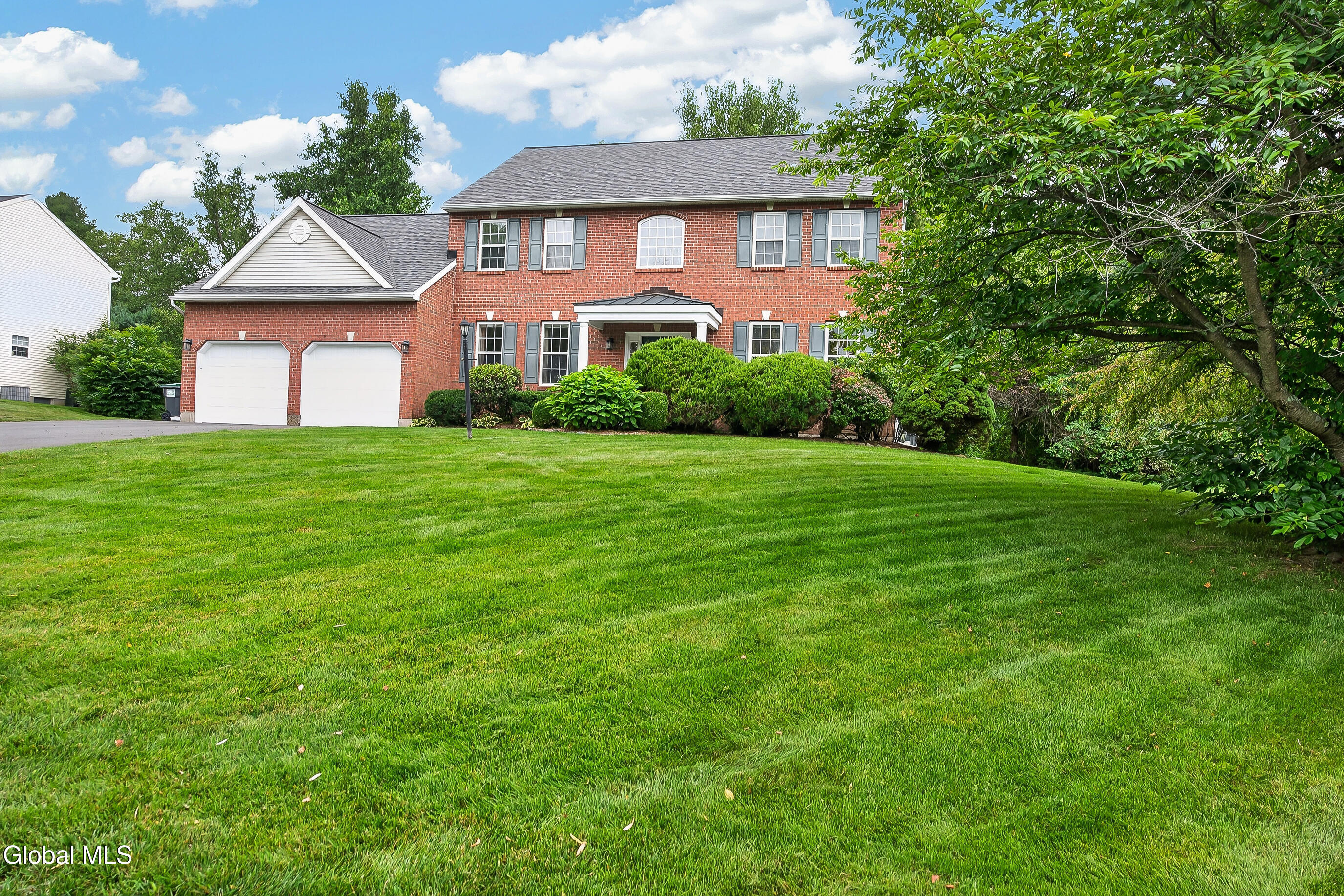 48 Victoria Court Niskayuna NY 12309