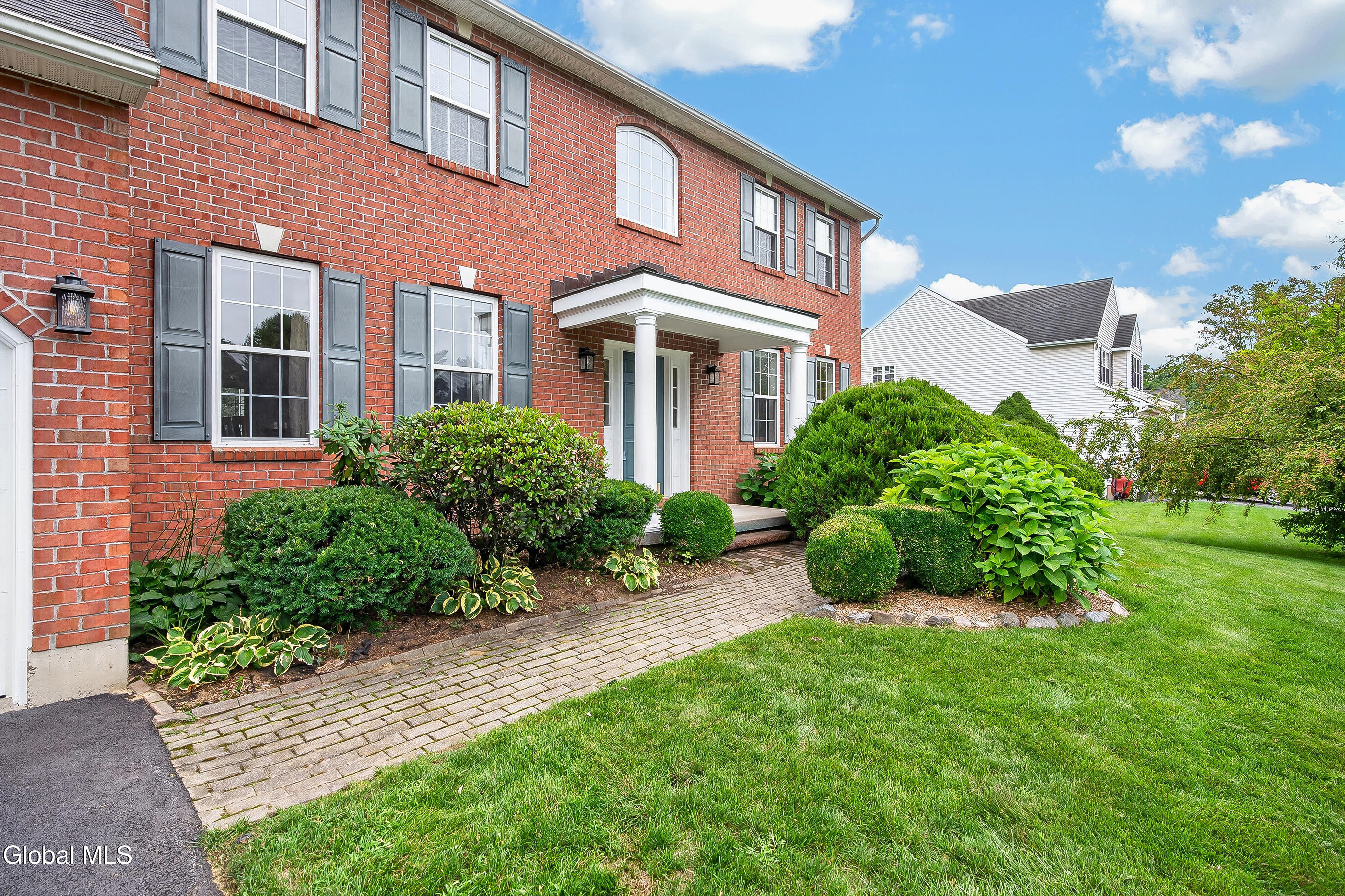 48 Victoria Court Niskayuna NY 12309