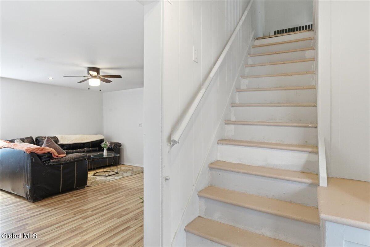 43 Elm Street Nassau NY 12123
