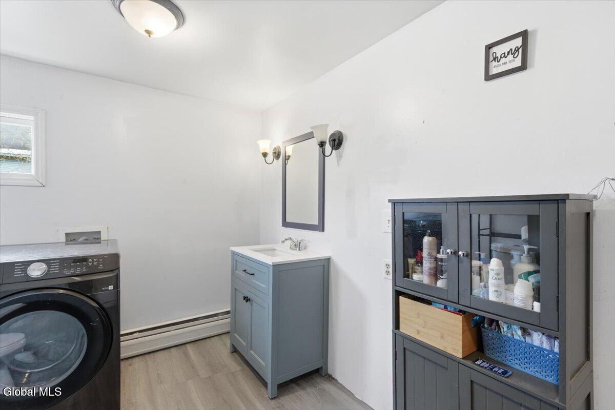 43 Elm Street Nassau NY 12123