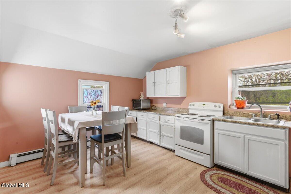 43 Elm Street Nassau NY 12123