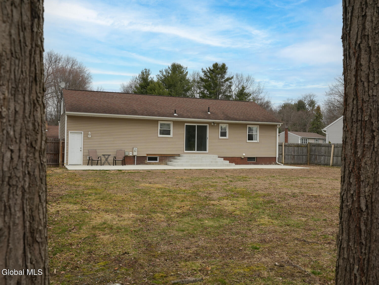 18 Melissa Court Colonie NY 12205