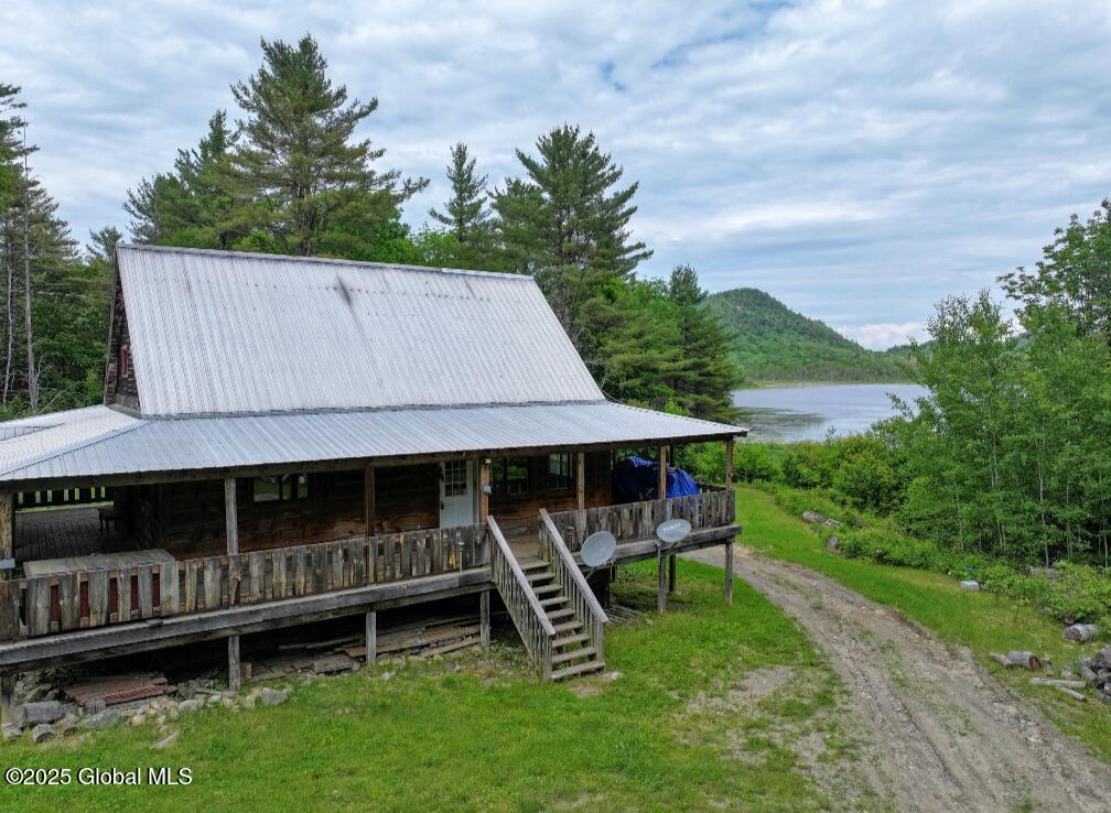 92 Riddle Road Mineville NY 12956