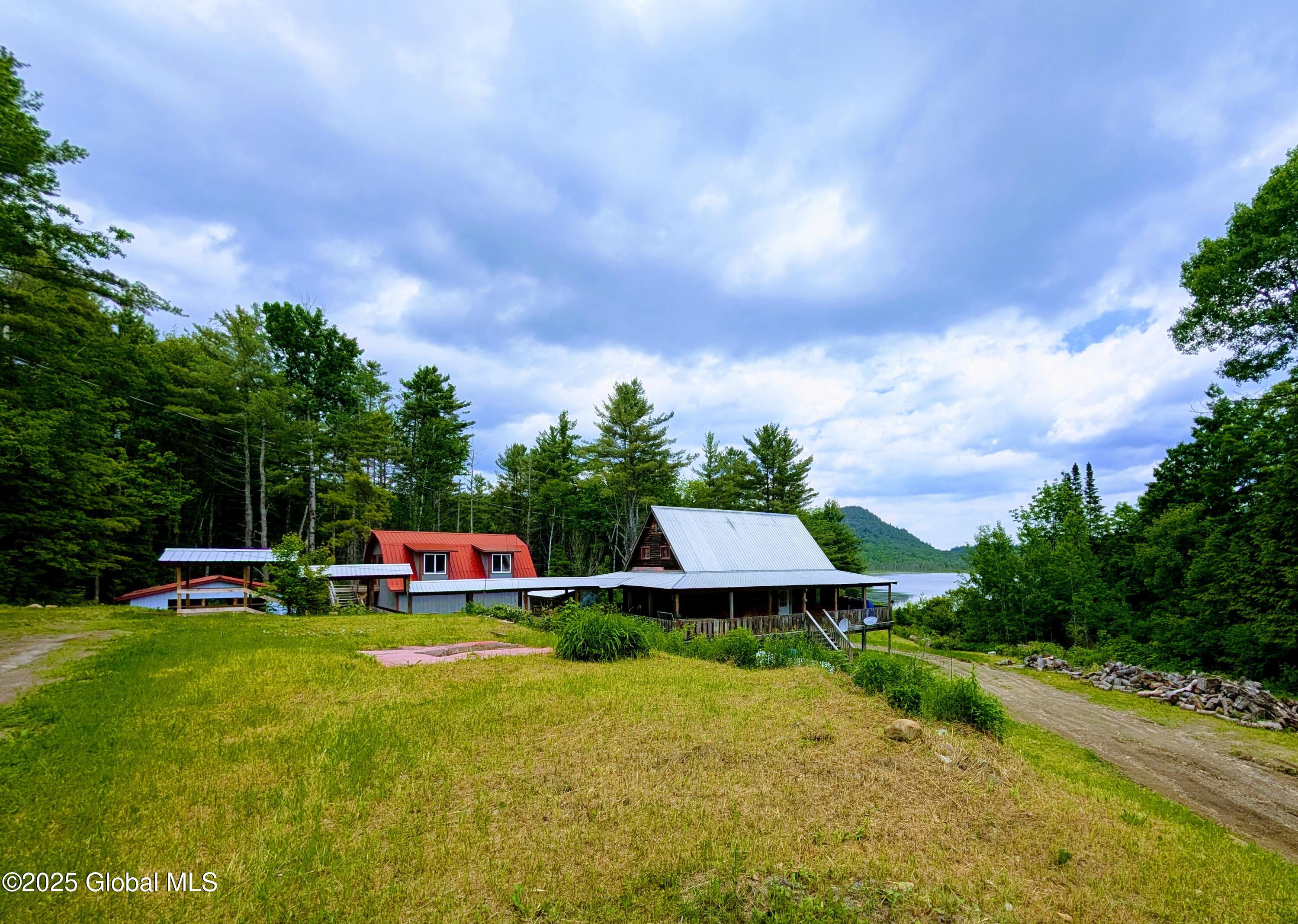 92 Riddle Road Mineville NY 12956