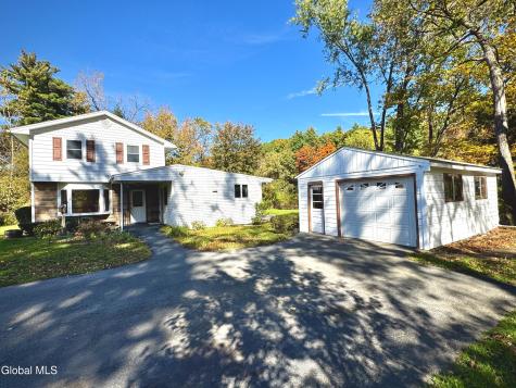 10 Village Street Wynantskill NY 12198