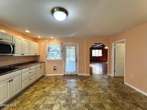 10 Village Street Wynantskill NY 12198