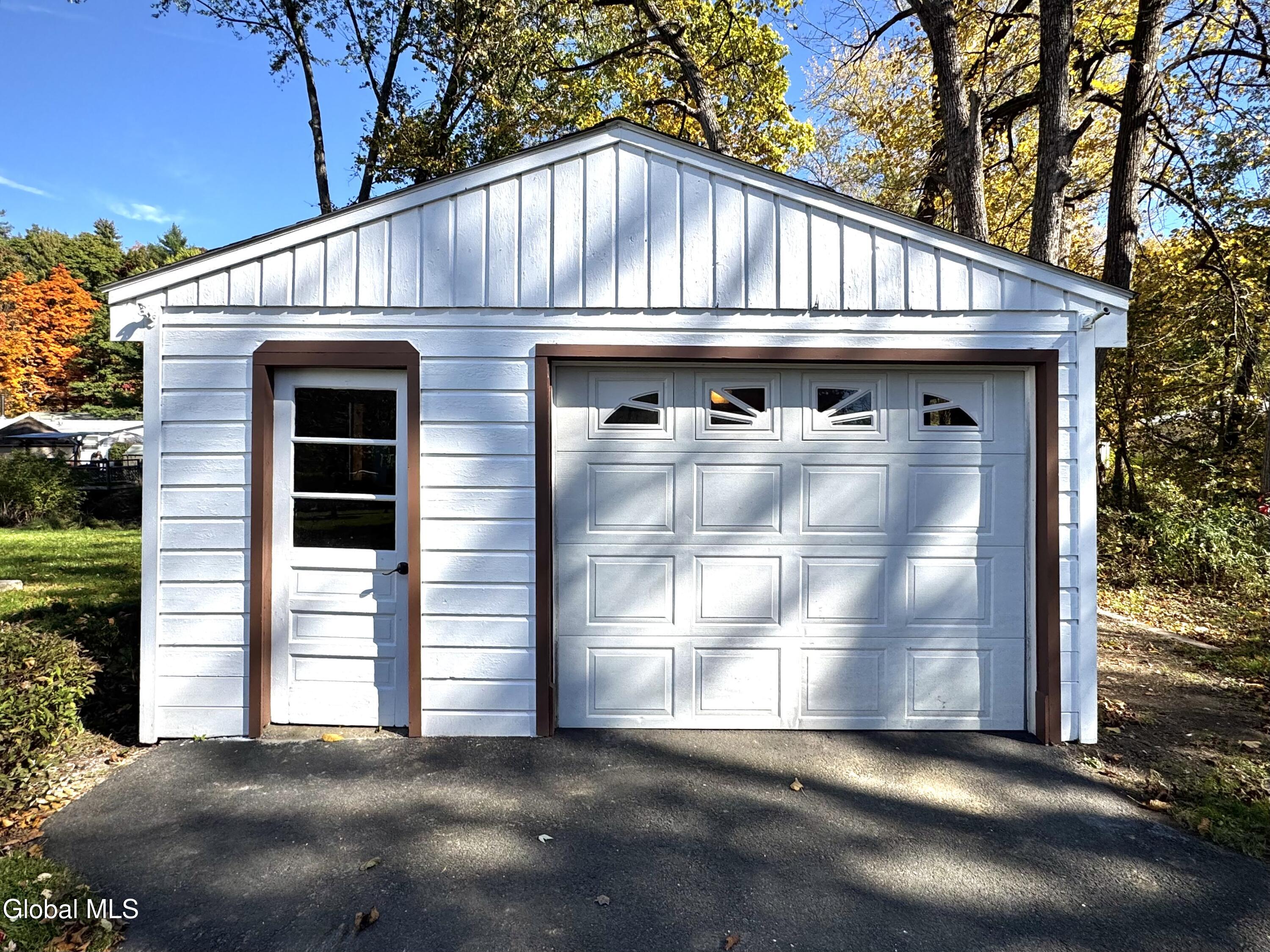 10 Village Street Wynantskill NY 12198