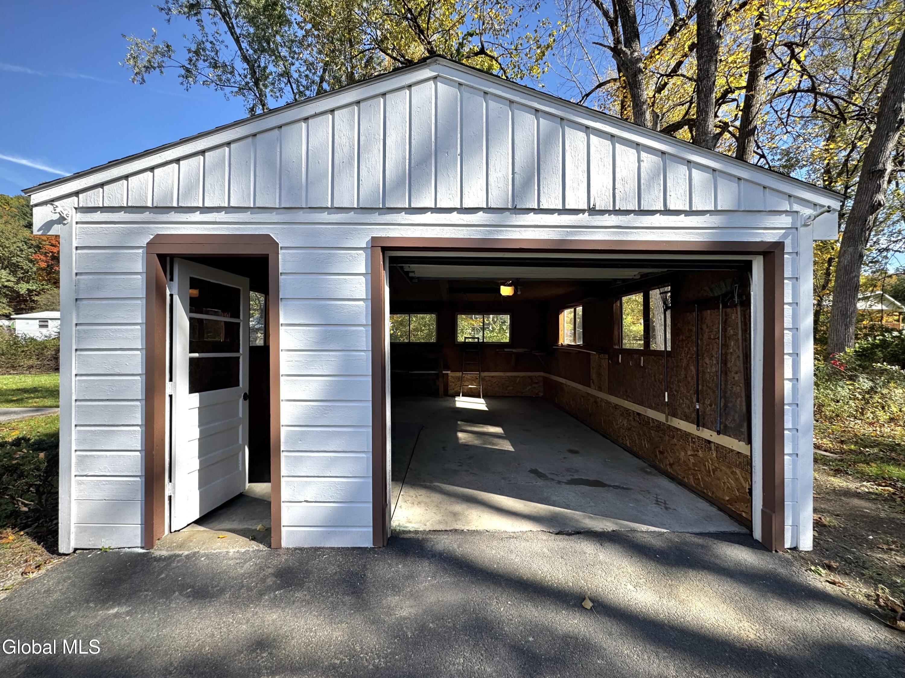 10 Village Street Wynantskill NY 12198