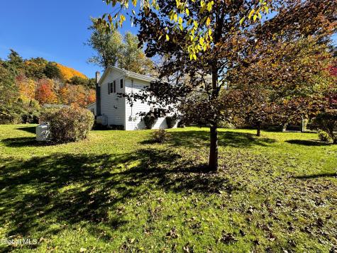 10 Village Street Wynantskill NY 12198