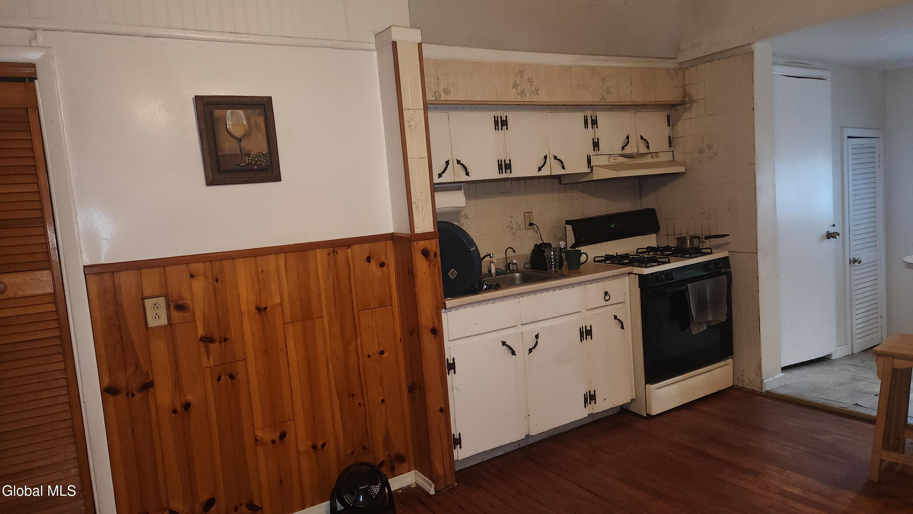 308 Delaware Avenue Albany NY 12209