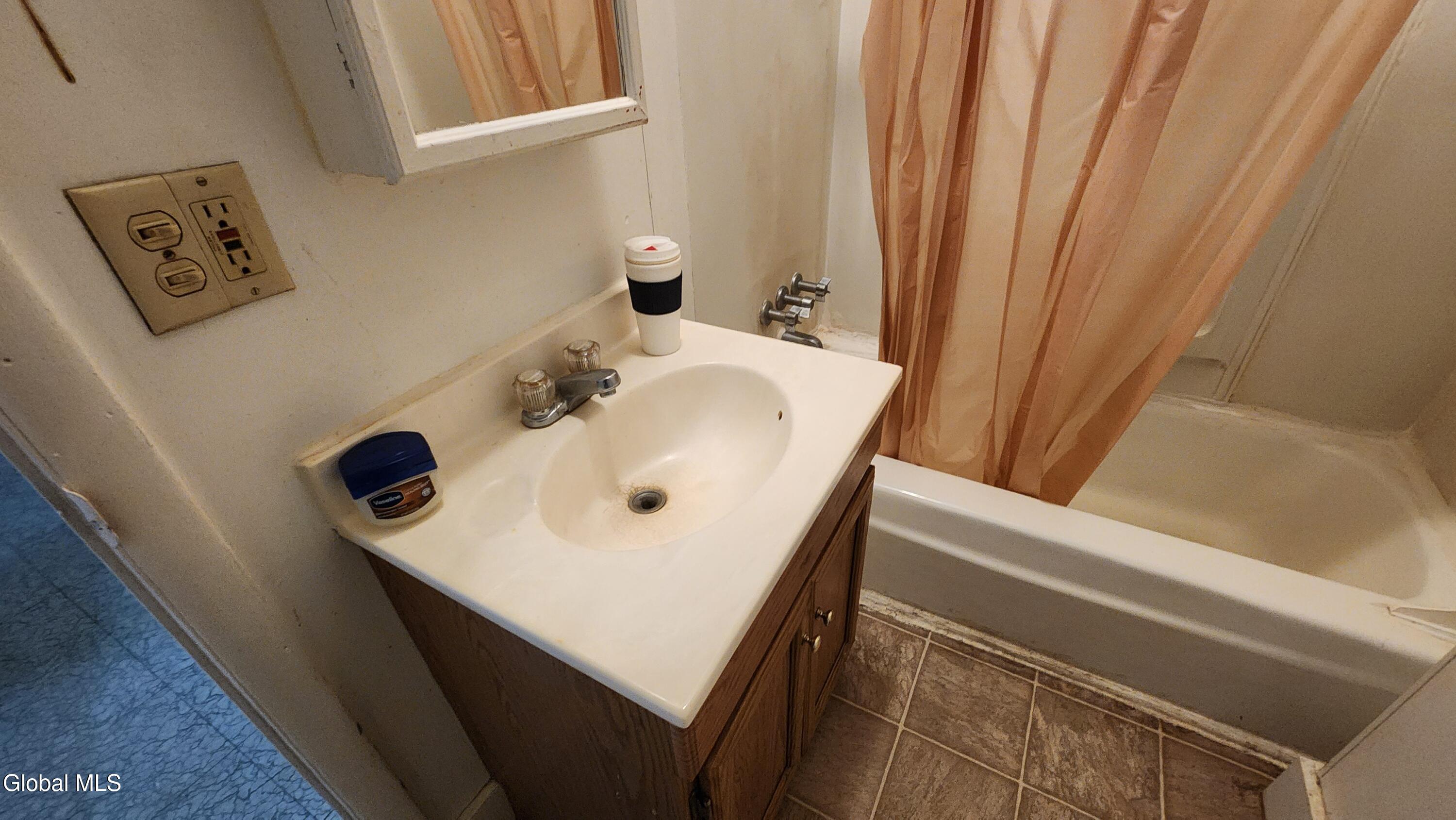 308 Delaware Avenue Albany NY 12209