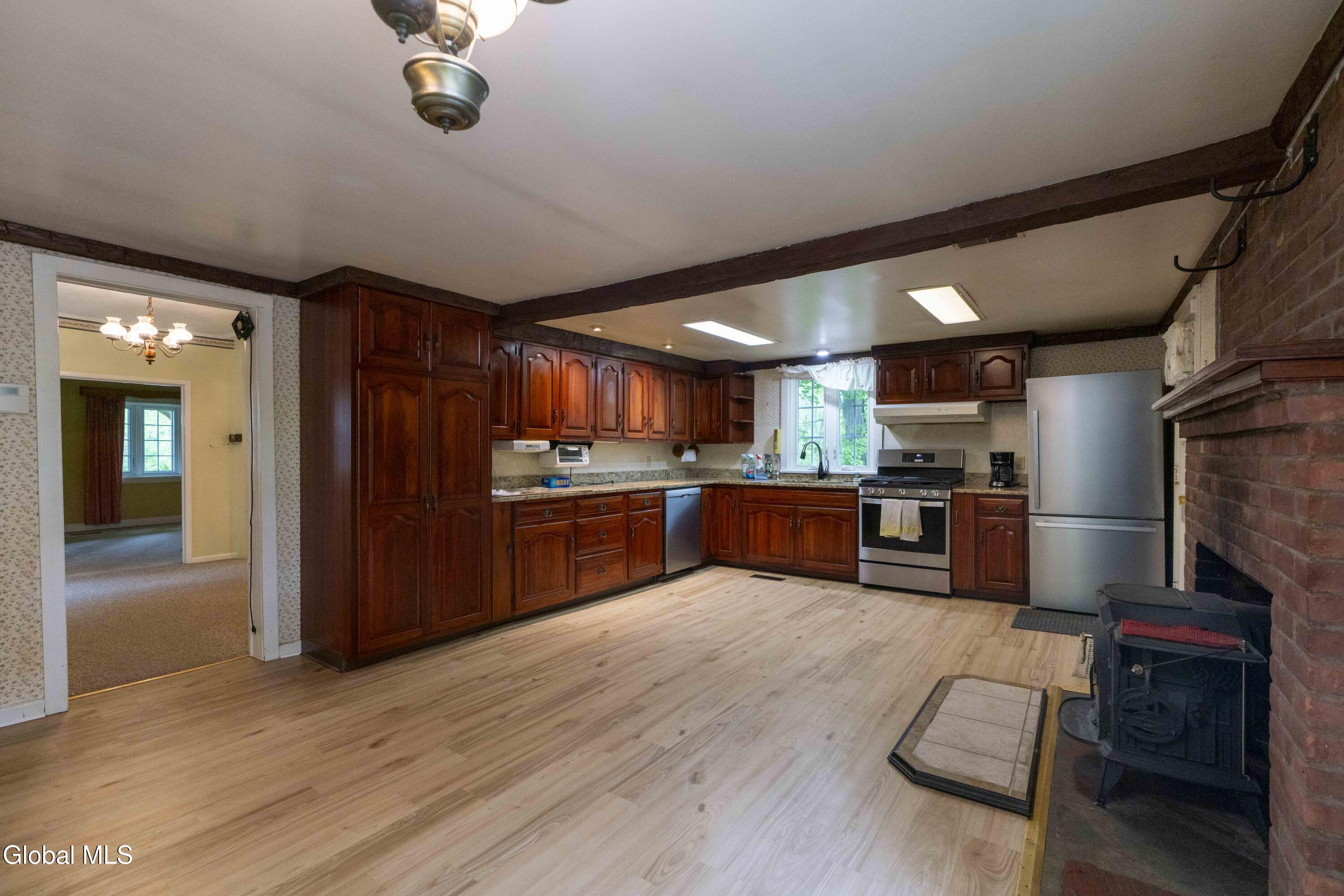 62 Paisley Road Ballston Spa NY 12020