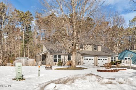 21 Arrow Wood Place Ballston Spa NY 12020
