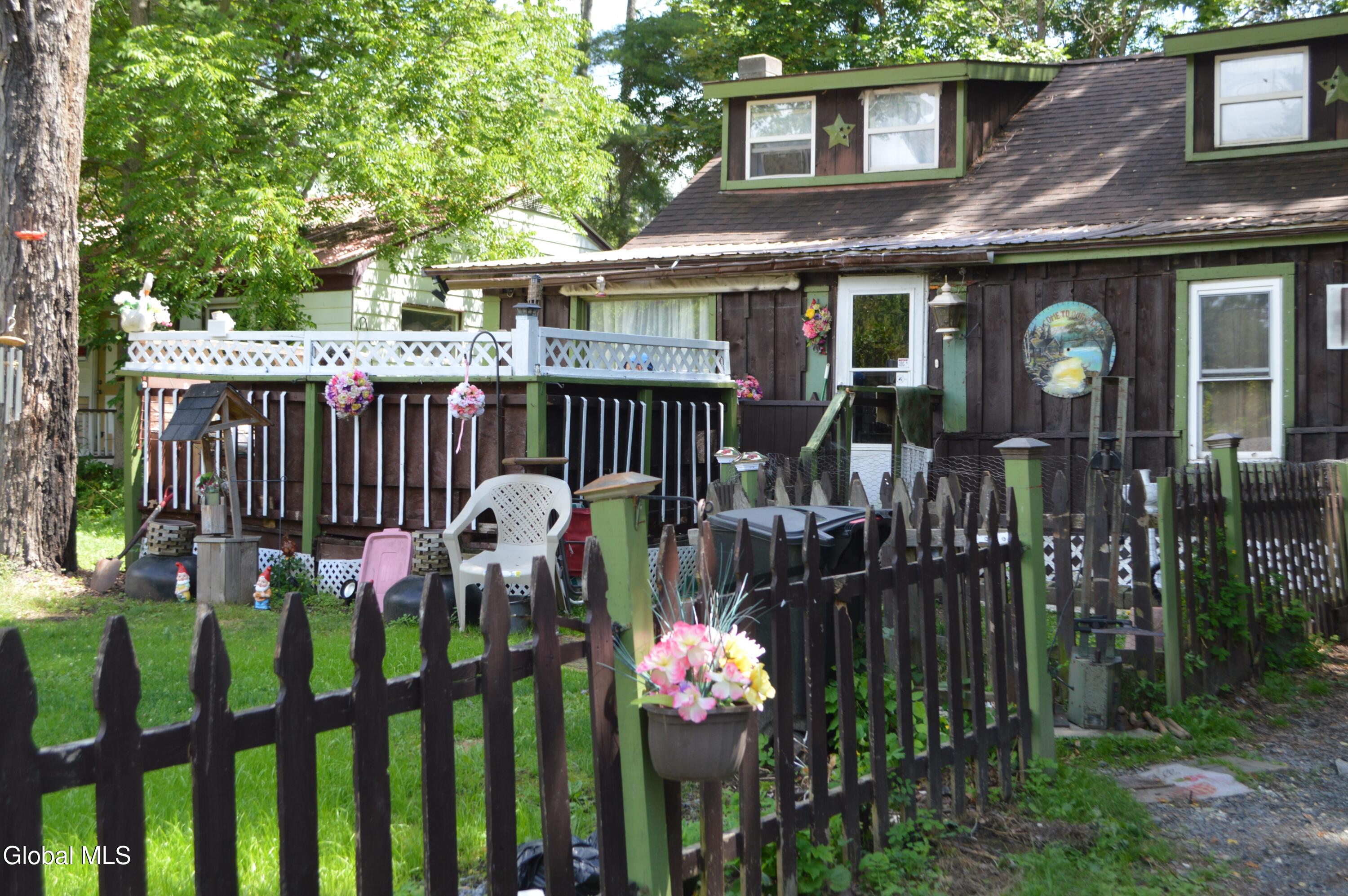 834 County Highway 110 Broadalbin NY 12025