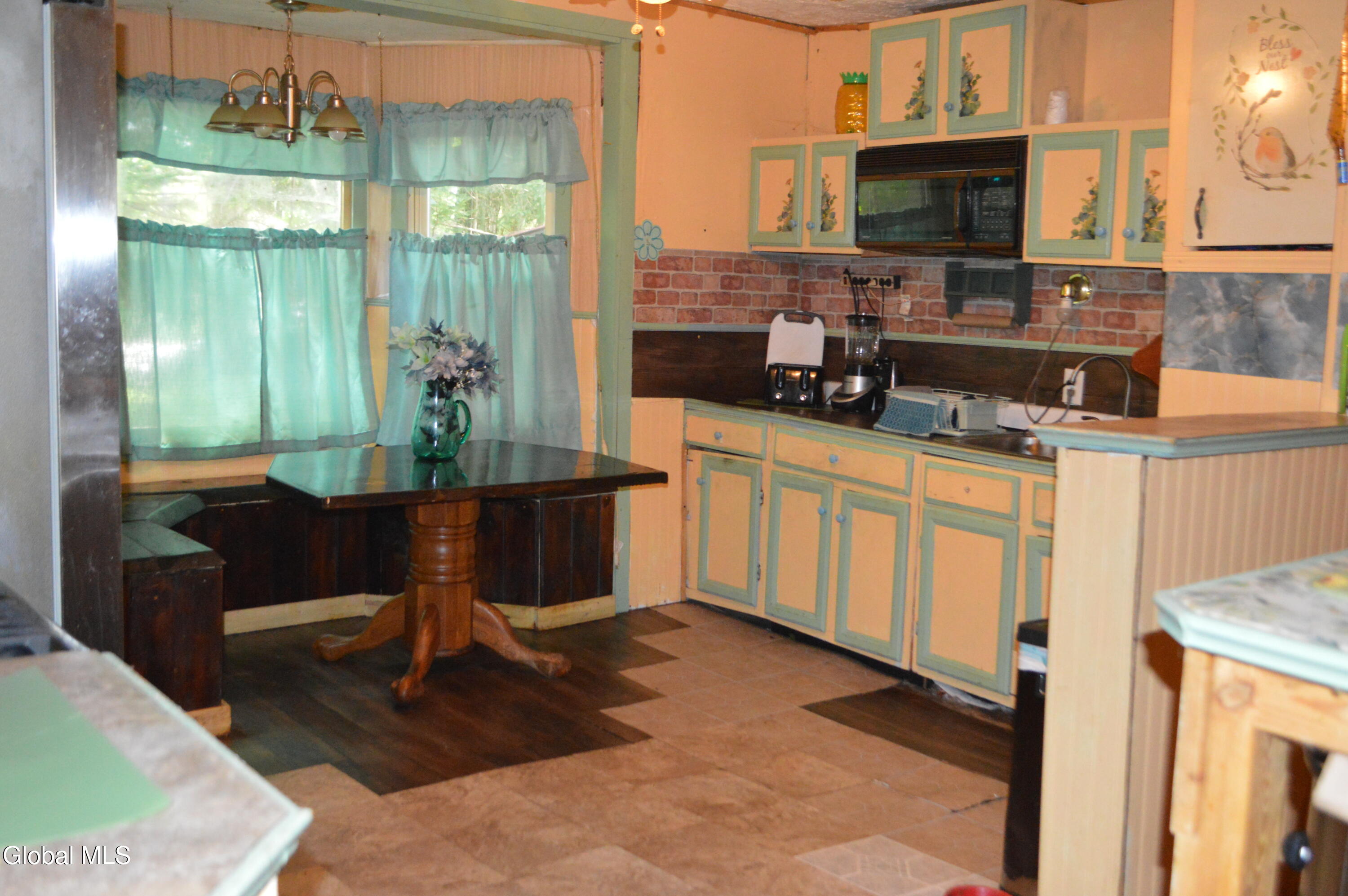 834 County Highway 110 Broadalbin NY 12025