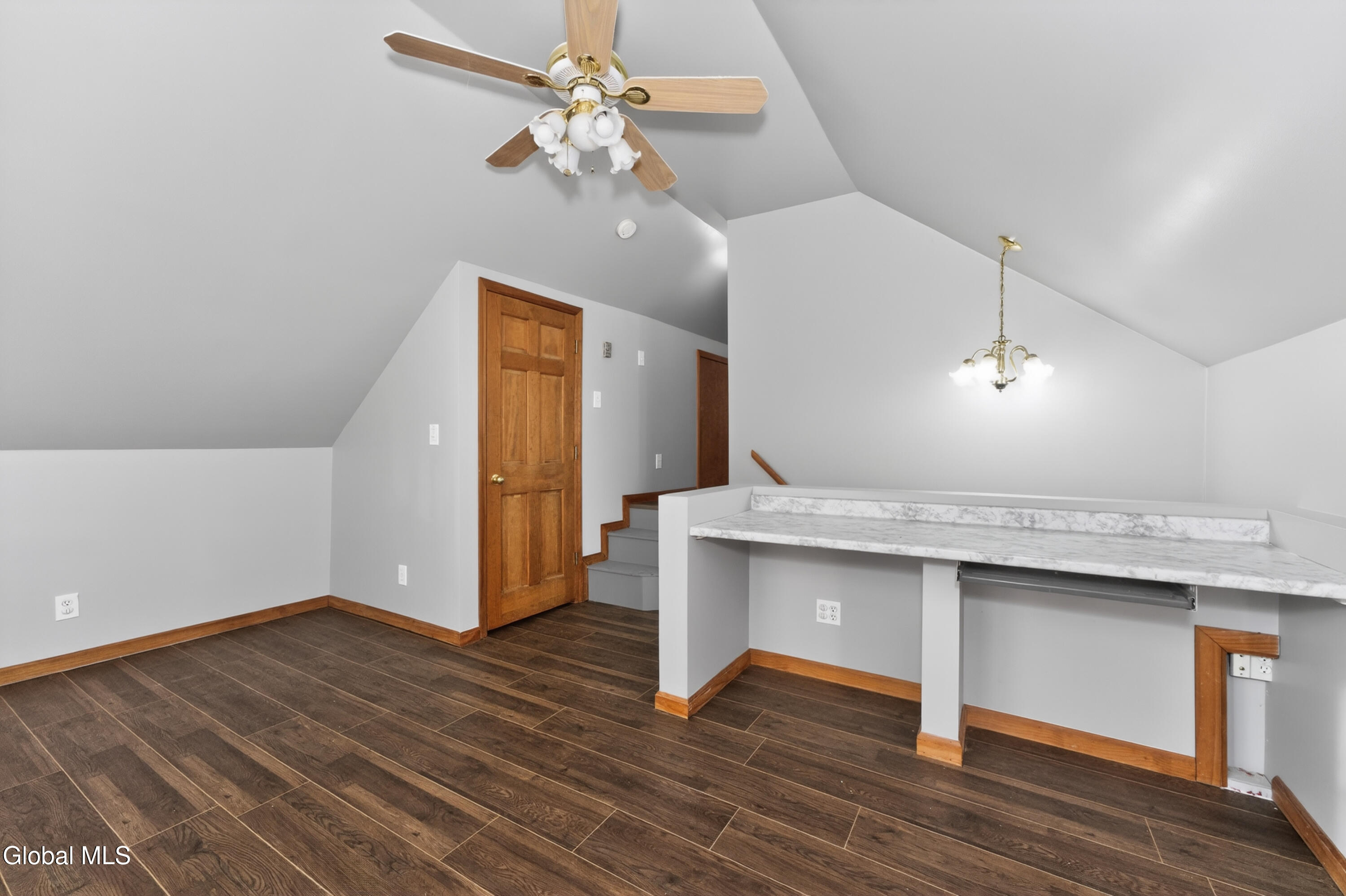 1038 Dudley Road Schenectady NY 12303