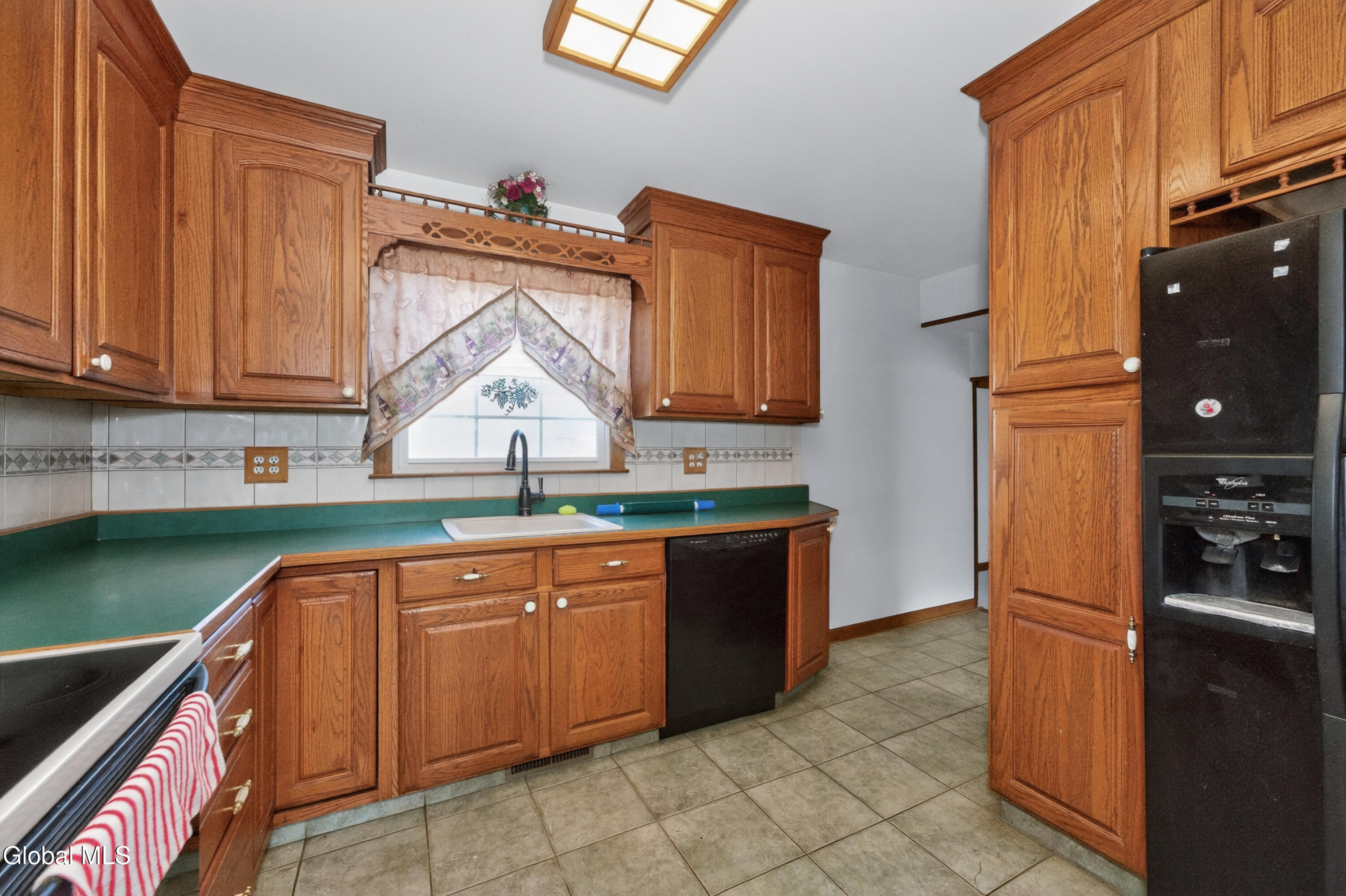 1038 Dudley Road Schenectady NY 12303