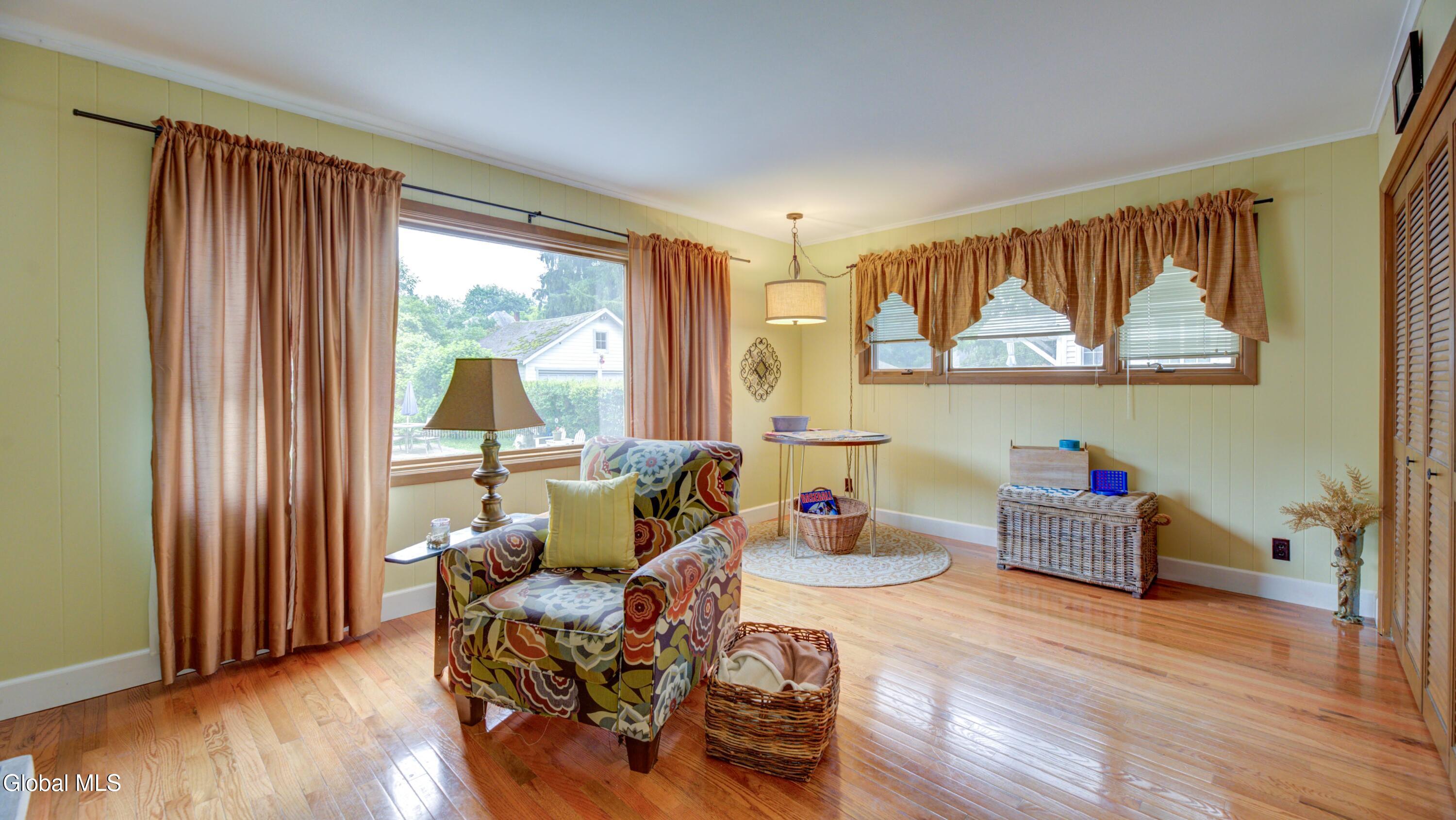 142 Prospect Avenue Gloversville NY 12078