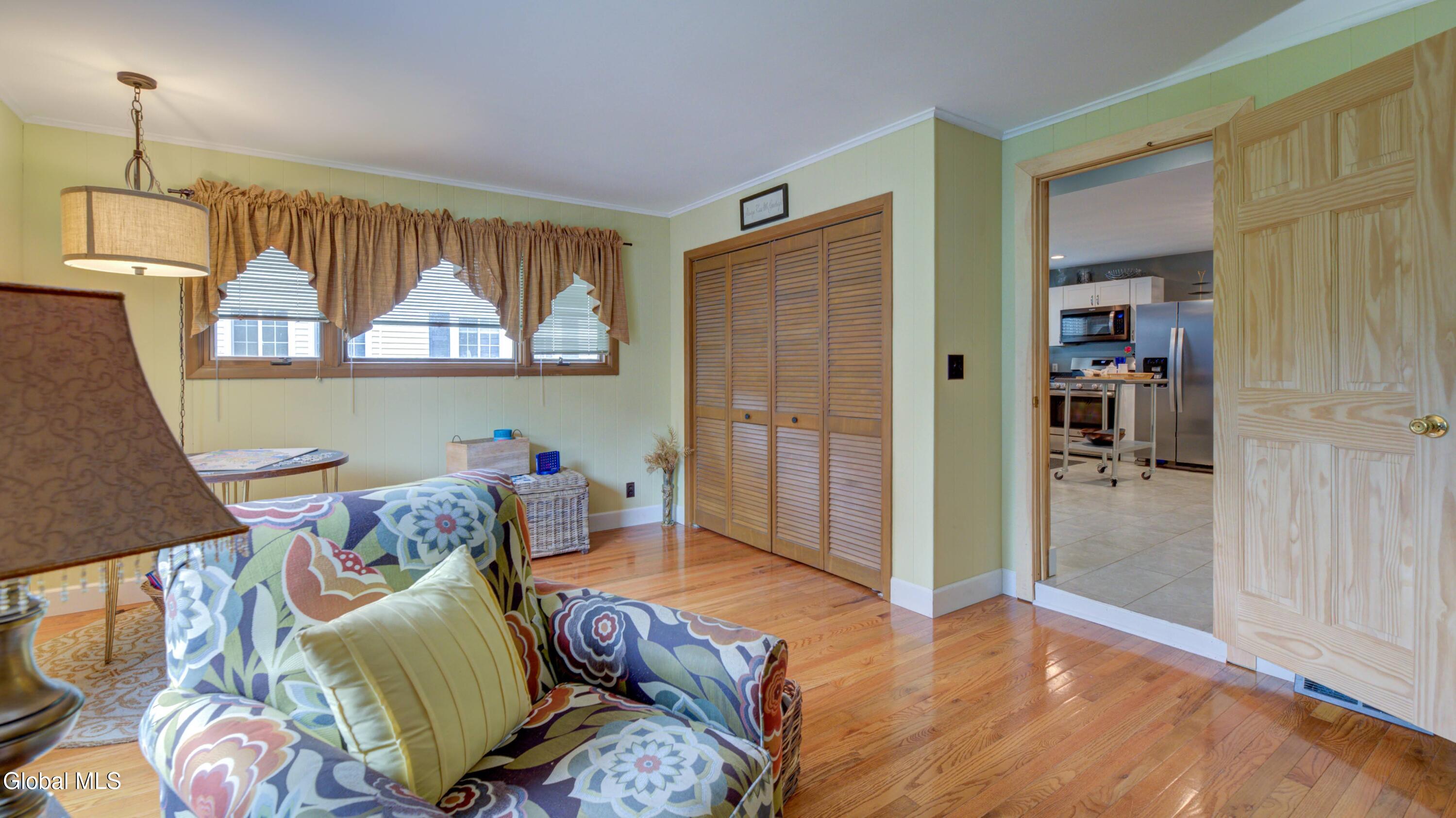 142 Prospect Avenue Gloversville NY 12078