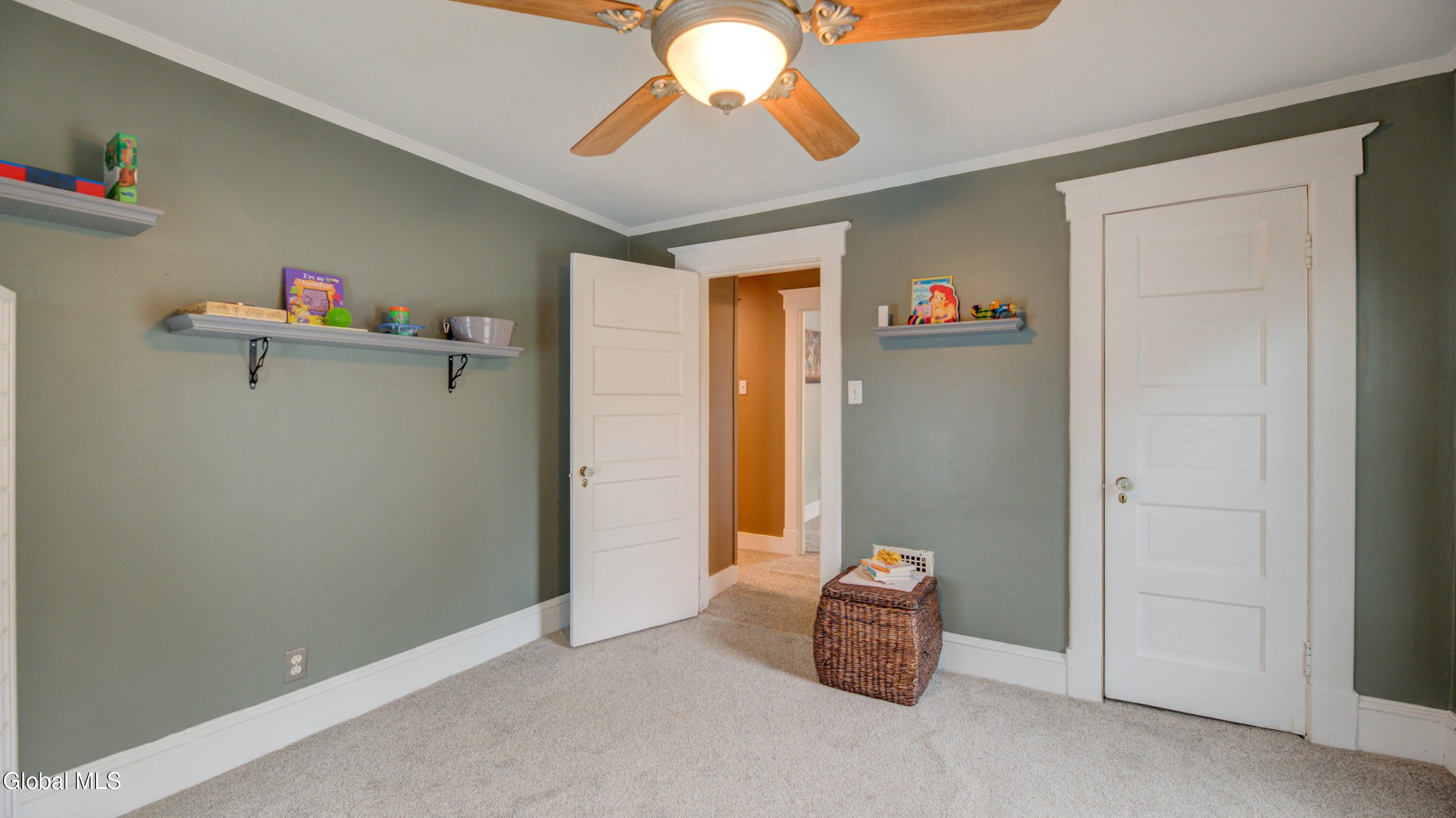 142 Prospect Avenue Gloversville NY 12078