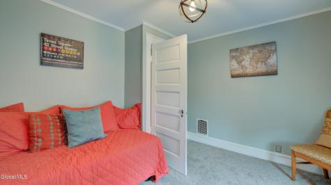 142 Prospect Avenue Gloversville NY 12078