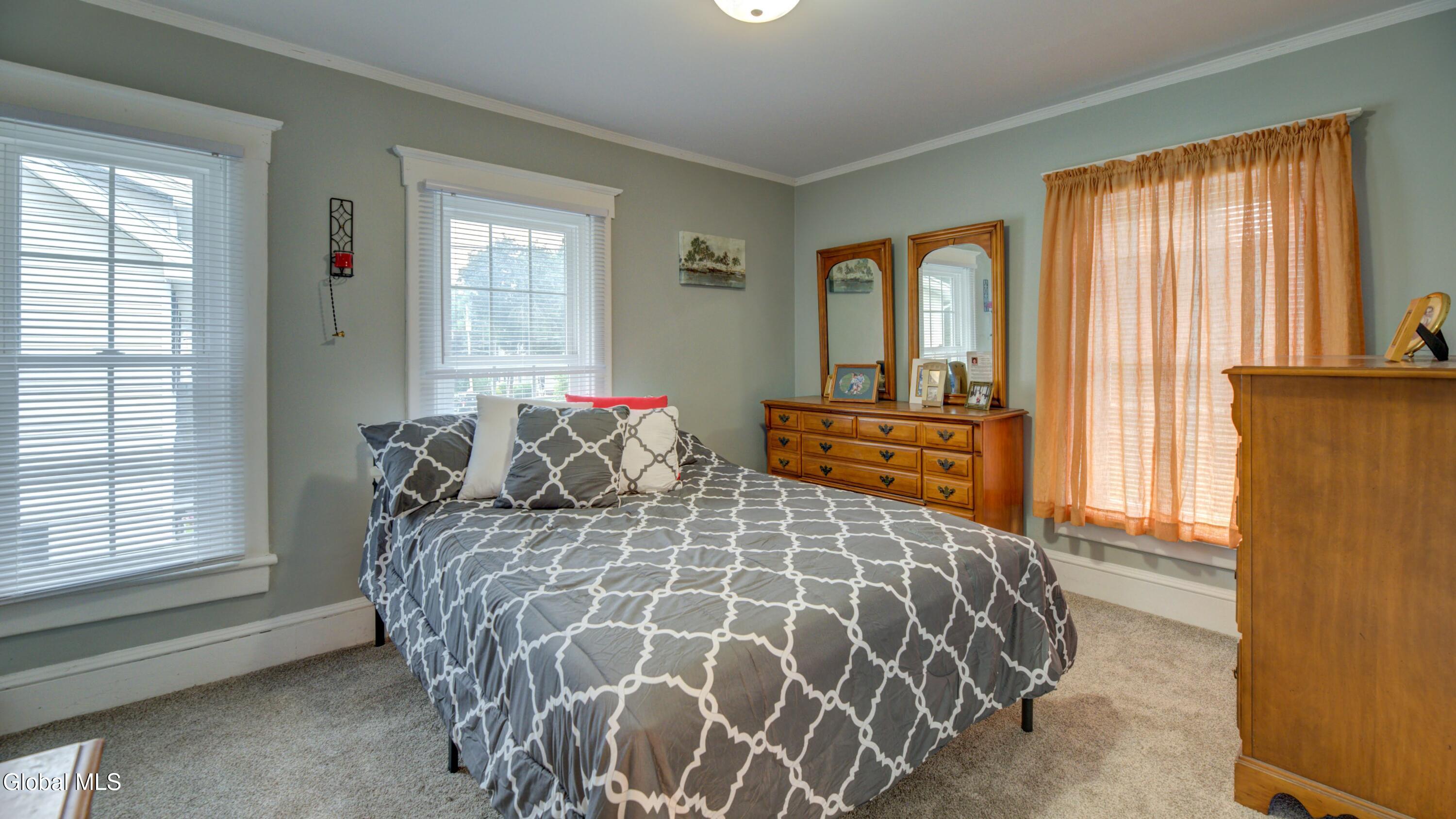 142 Prospect Avenue Gloversville NY 12078