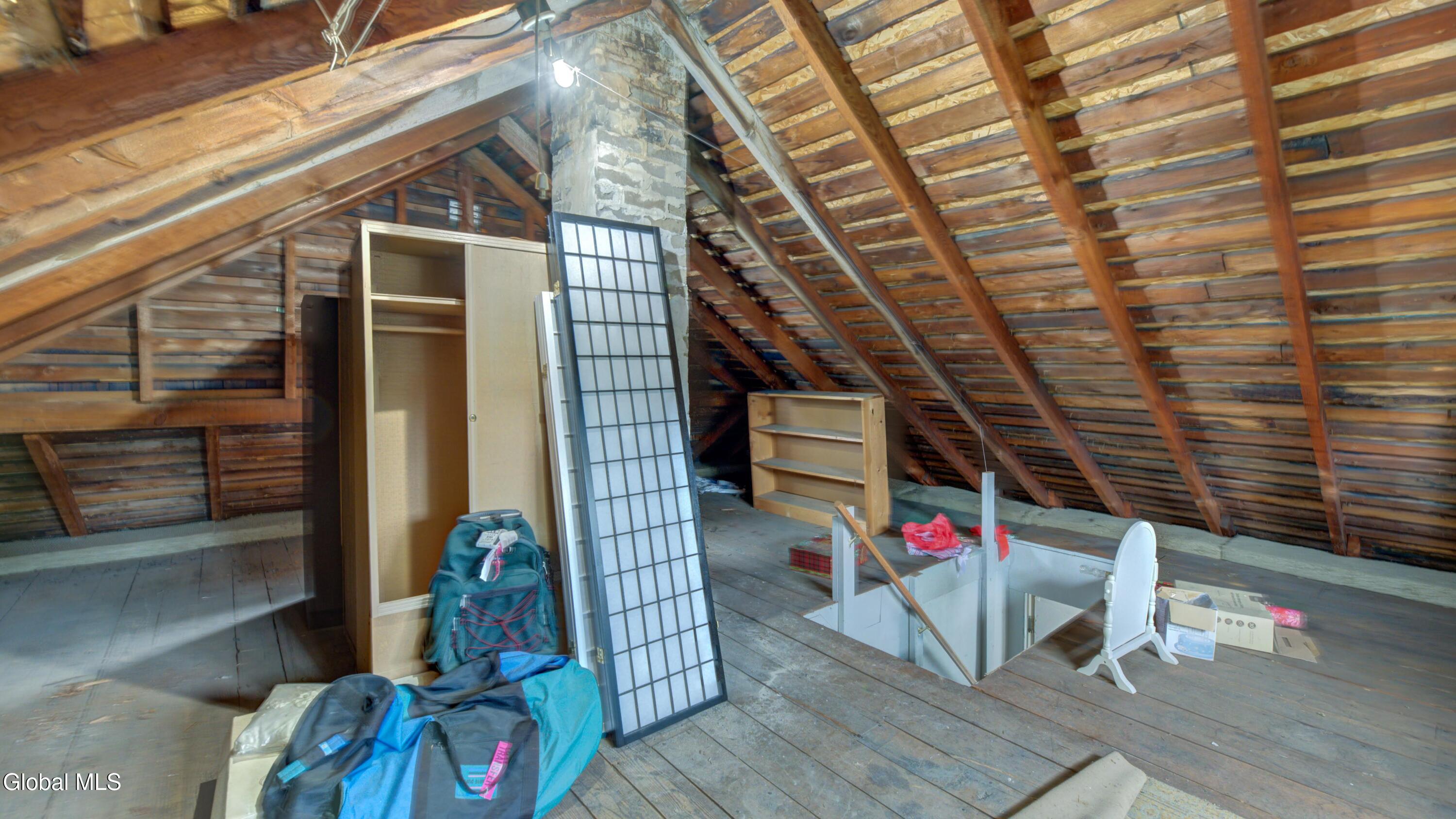 142 Prospect Avenue Gloversville NY 12078