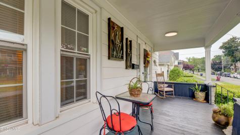 142 Prospect Avenue Gloversville NY 12078