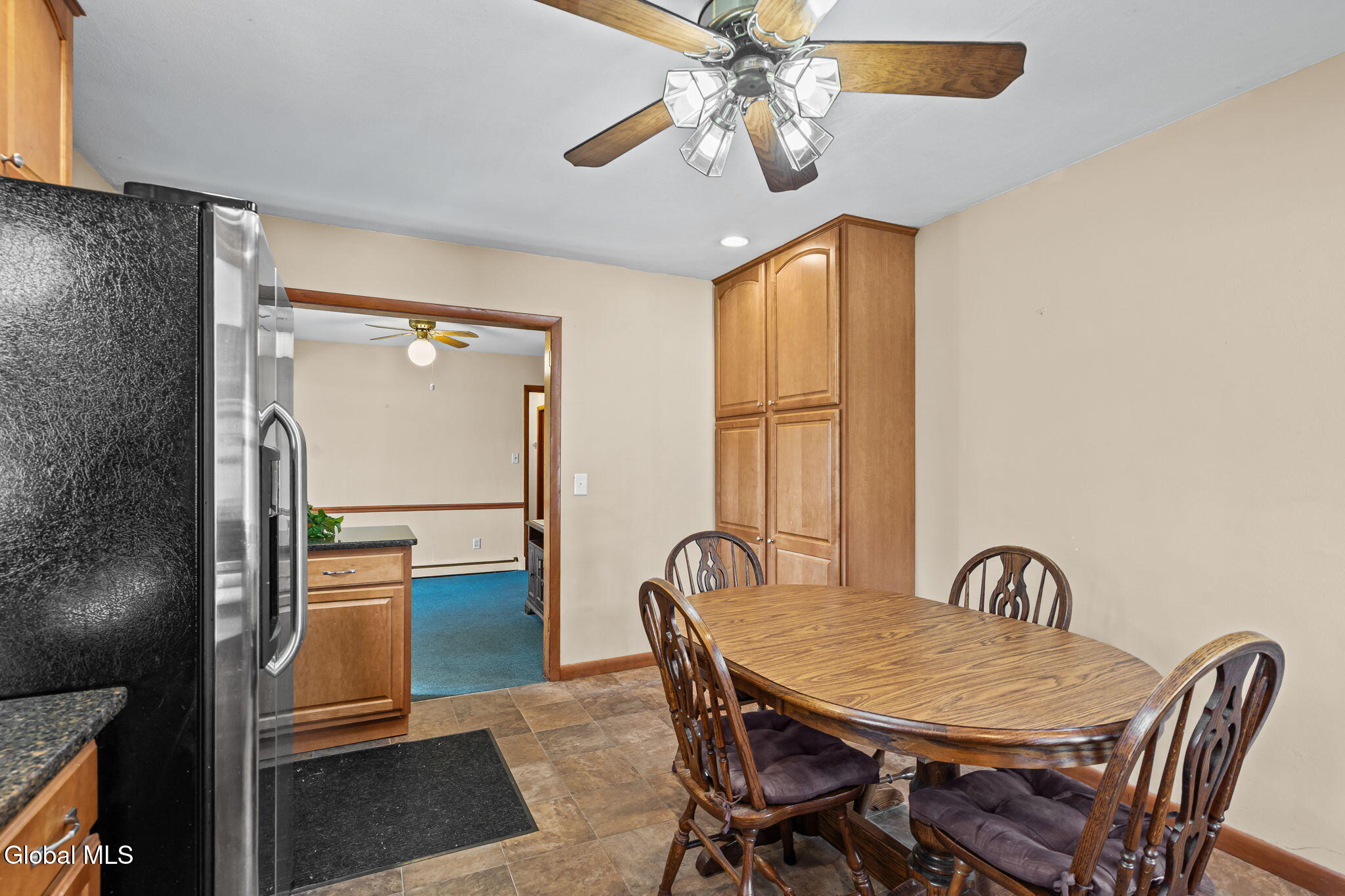 27 W Glenwood Drive Latham NY 12110