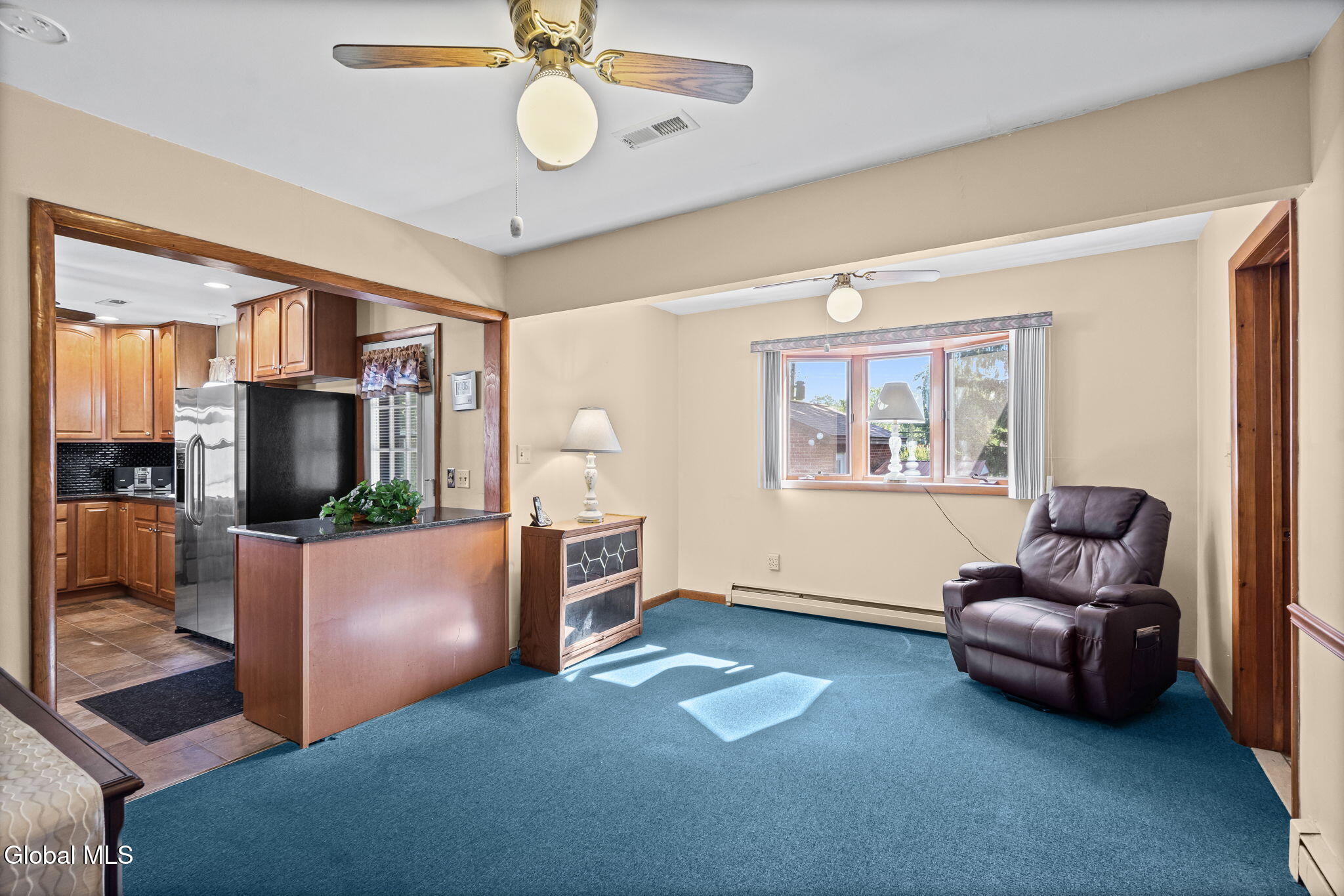 27 W Glenwood Drive Latham NY 12110