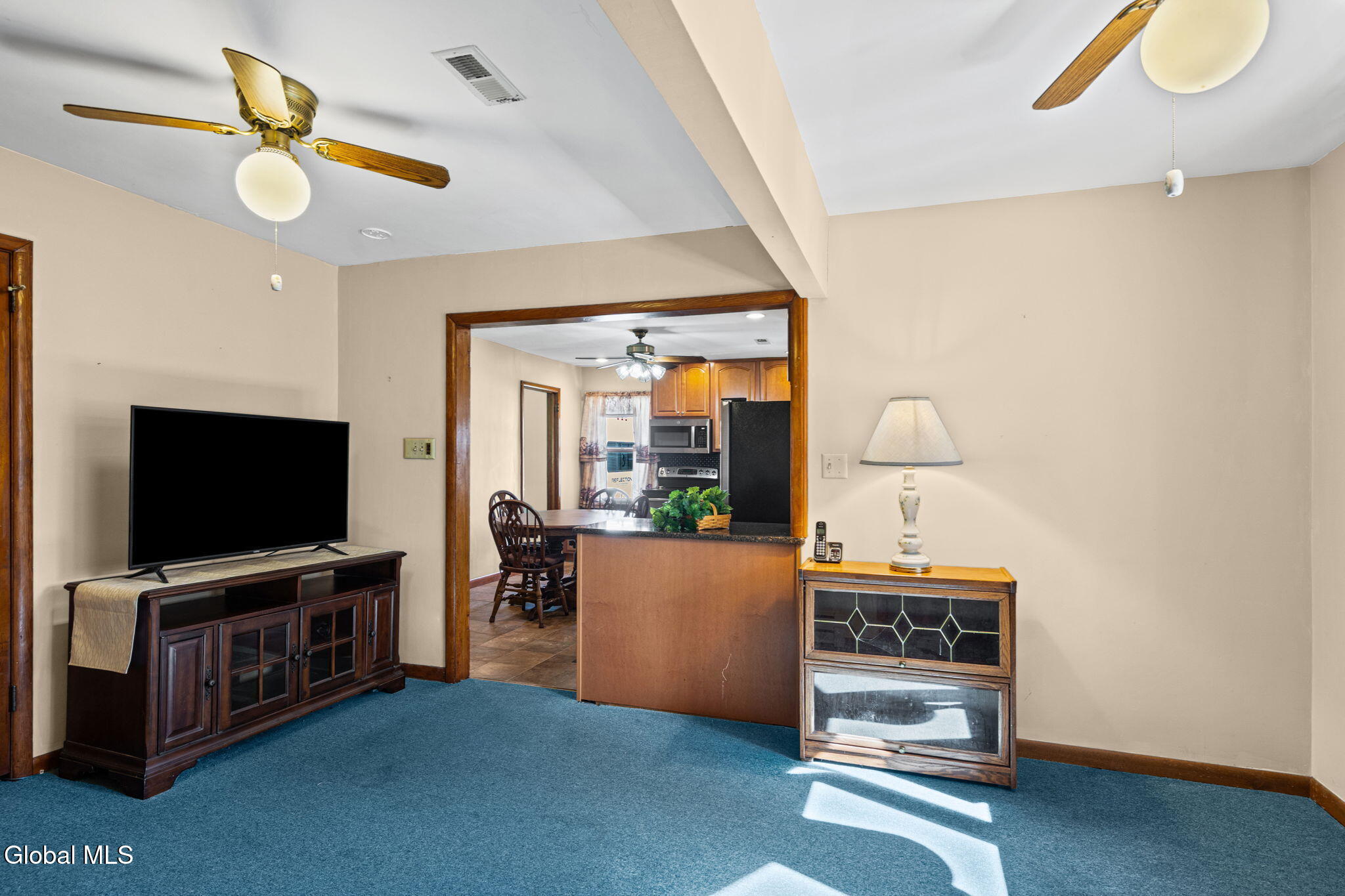 27 W Glenwood Drive Latham NY 12110