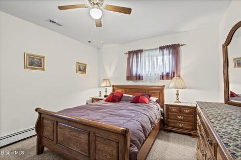 27 W Glenwood Drive Latham NY 12110