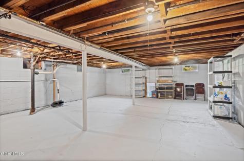 27 W Glenwood Drive Latham NY 12110