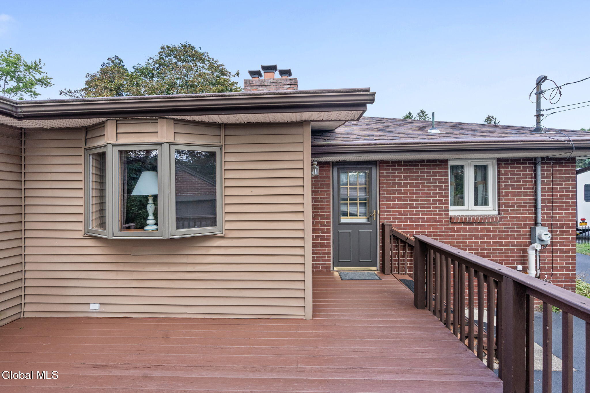 27 W Glenwood Drive Latham NY 12110