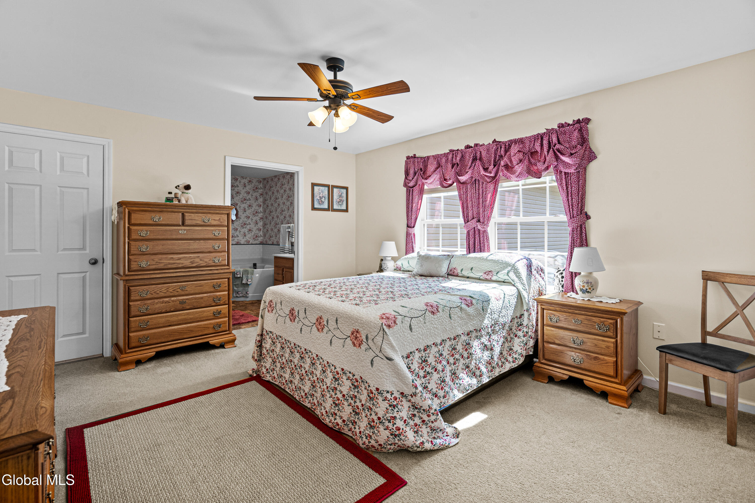 489 River Road Warrensburg NY 12885