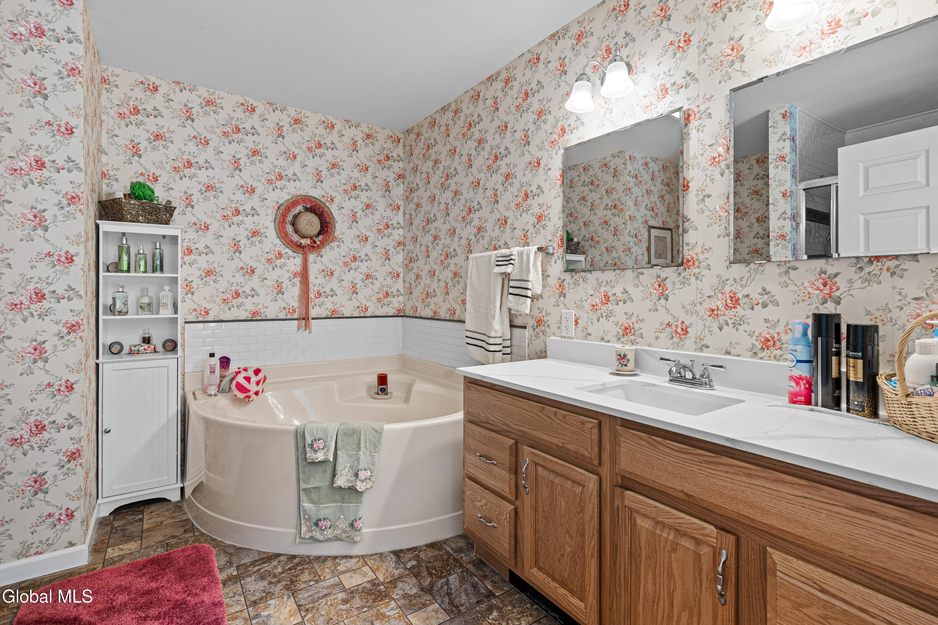 489 River Road Warrensburg NY 12885