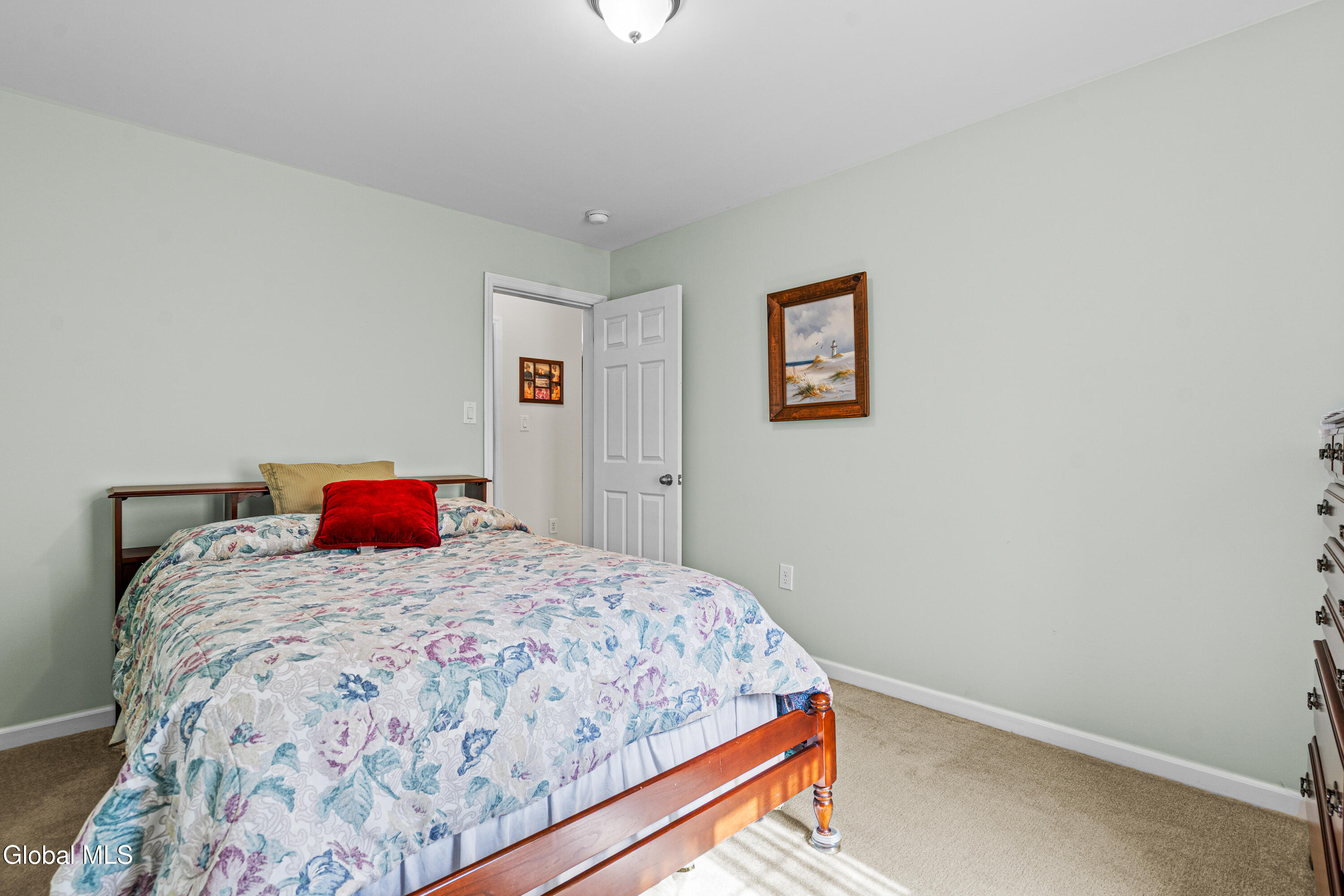 489 River Road Warrensburg NY 12885